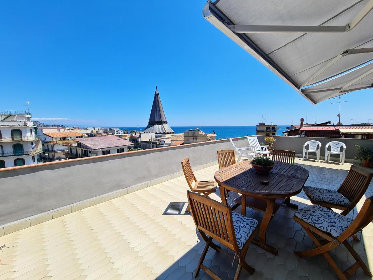 Suite Home Panorama Giardini-Naxos Exterior foto